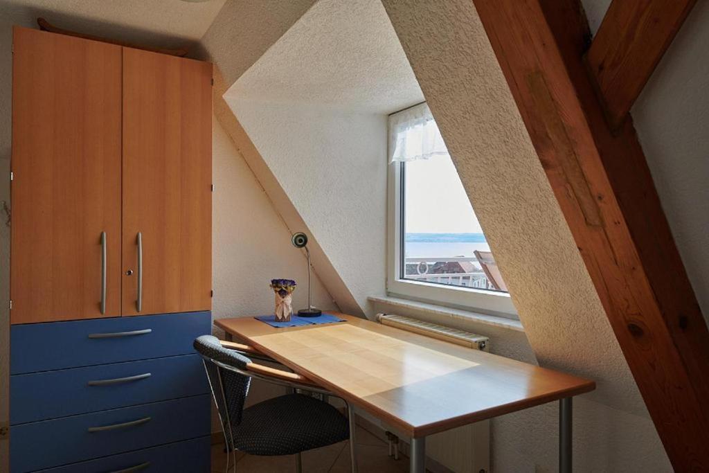 Gaestehaus Schiff Meersburg Rum bild