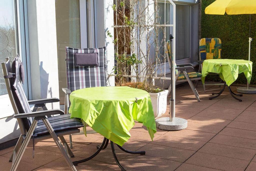 Gaestehaus Schiff Meersburg Rum bild